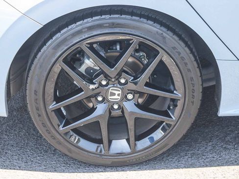 Used 2024 Honda Civic Sport image 12