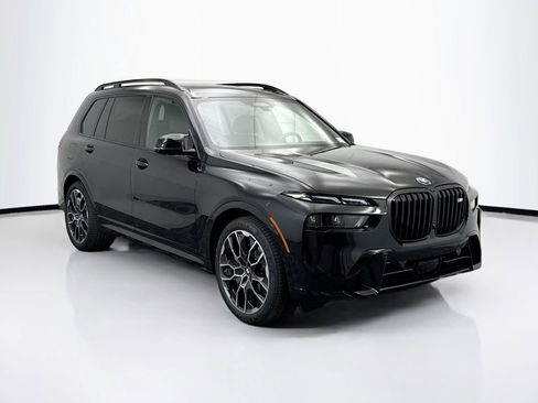 New 2026 BMW X7 M60i image 3