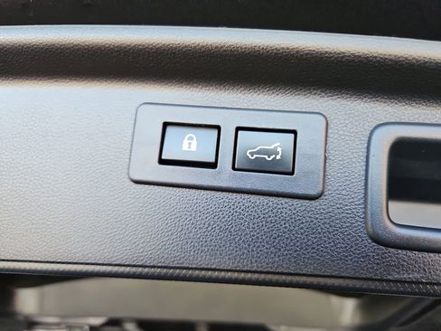 Used 2019 Subaru Forester Touring AWD/4WD image 35