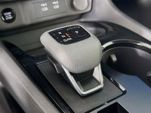 Certified 2026 Nissan Rogue SV FWD image 18