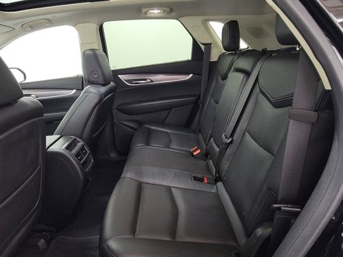 Used 2017 Cadillac XT5 Luxury AWD/4WD image 14