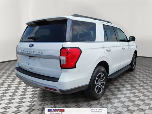 Certified 2024 Ford Expedition XLT AWD/4WD image 4