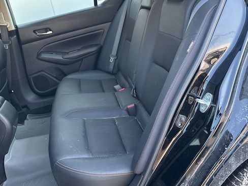 Used 2020 Nissan Altima 2.5 SR w/ Premium Package image 15