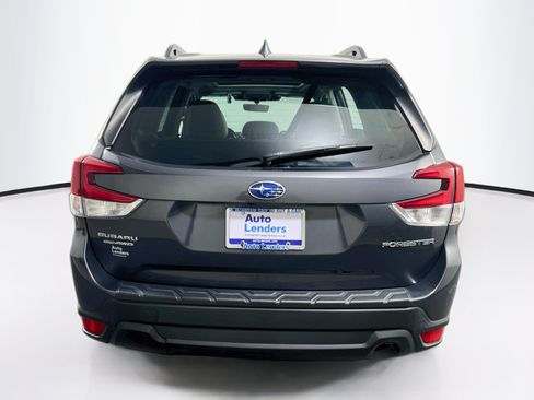 Used 2023 Subaru Forester Premium AWD/4WD image 6