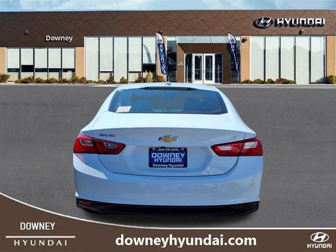 Used 2023 Chevrolet Malibu LT FWD image 5