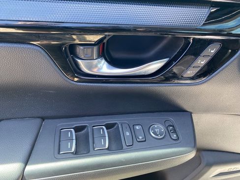 Used 2025 Honda CR-V EX-L image 25