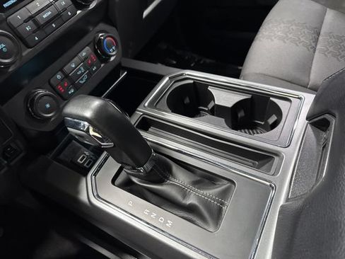 Used 2019 Ford F150 XLT w/ Equipment Group 302A Luxury AWD/4WD image 21