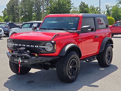 Used 2023 Ford Bronco Wildtrak AWD/4WD image 2