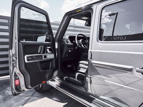 Used 2022 Mercedes-Benz G 63 AMG 4MATIC w/ Seat Comfort Package image 29