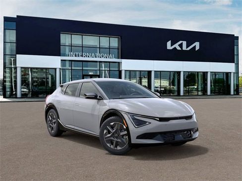 New 2025 Kia EV6 Light image 8