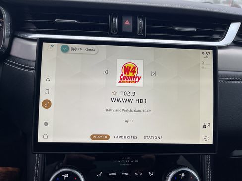 Used 2025 Jaguar F-PACE R-Dynamic S image 24