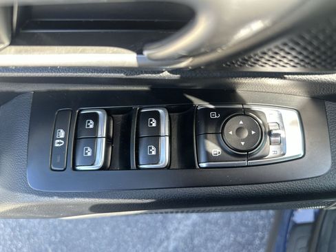 Used 2023 Kia Telluride S w/ S Sunroof Package FWD image 15