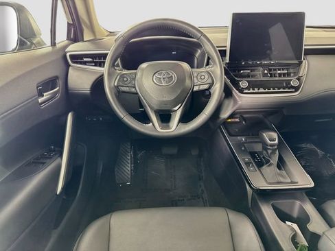 Certified 2026 Toyota Corolla Cross XLE FWD image 23
