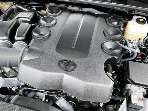 Used 2023 Toyota 4Runner Limited image 30