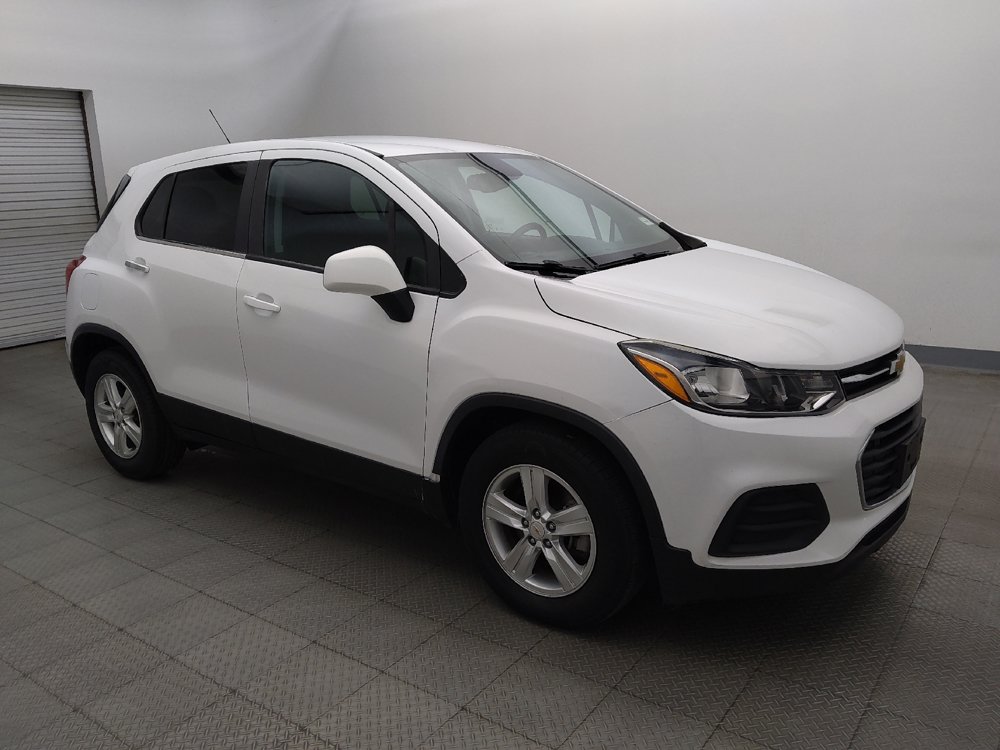 Used 2020 Chevrolet Trax LS w/ Tint and Cruise Package FWD image 11