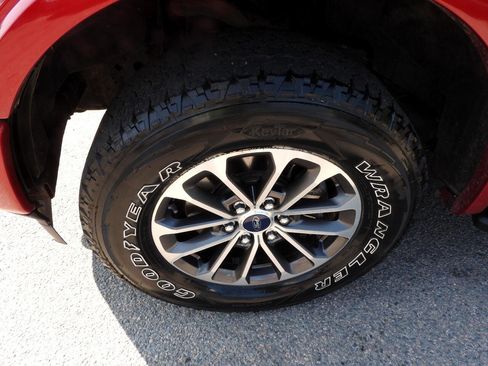 Used 2019 Ford F150 XLT w/ Equipment Group 302A Luxury image 18