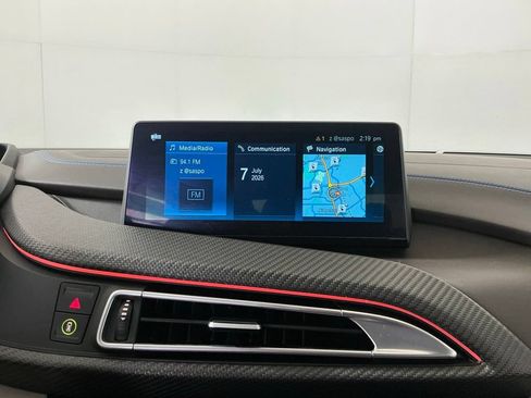 Used 2019 BMW i8 Roadster AWD/4WD image 9