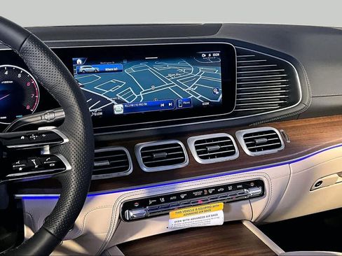 New 2026 Mercedes-Benz GLS 450 4MATIC image 8