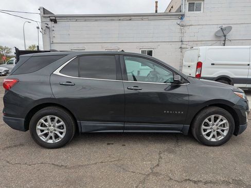 Used 2018 Chevrolet Equinox LT image 8