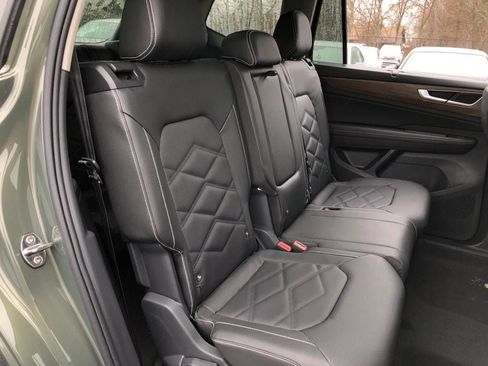 New 2026 Volkswagen Atlas SE image 36