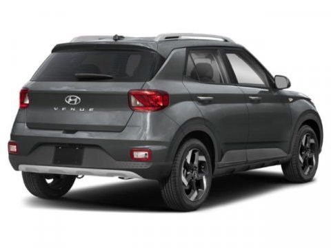 Used 2025 Hyundai Venue SEL FWD image 5