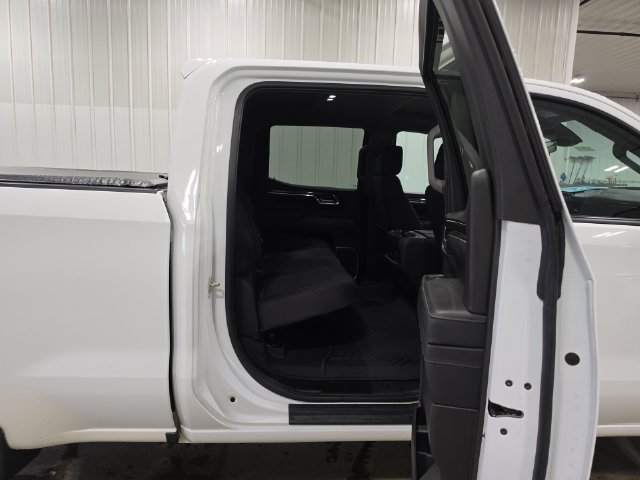 Used 2022 Chevrolet Silverado 1500 LT Trail Boss w/ Convenience Package II AWD/4WD image 27