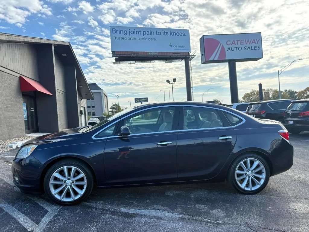 Used 2016 Buick Verano Leather w/ Experience Buick Package FWD image 2