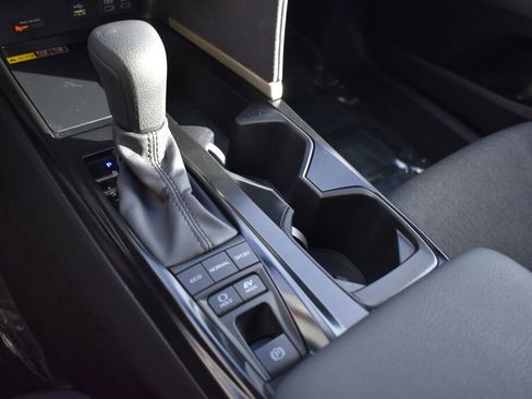 Certified 2025 Toyota Camry LE image 14