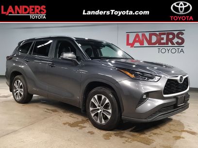 Used 2024 Toyota Highlander XLE