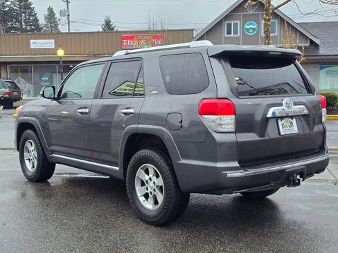 Used 2010 Toyota 4Runner SR5 image 7