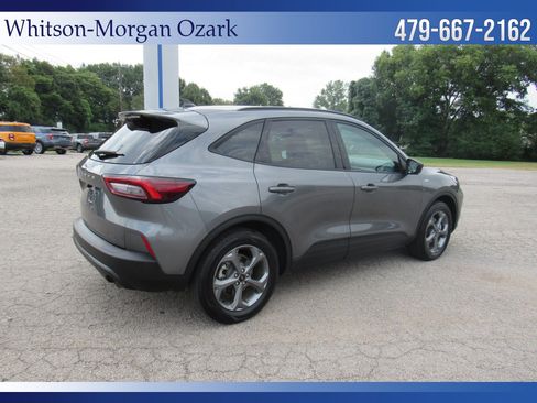 Used 2025 Ford Escape ST-Line FWD image 16