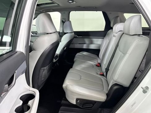 Used 2022 Hyundai Palisade SEL w/ 8P Bench Seat Package FWD image 25