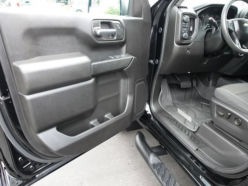 Used 2024 Chevrolet Silverado 1500 Custom AWD/4WD image 14