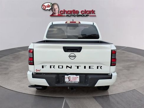 New 2026 Nissan Frontier SV image 4