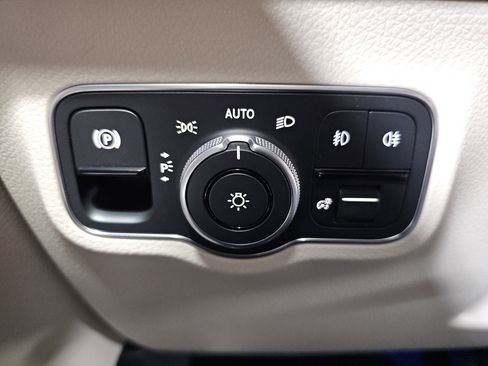 New 2025 Mercedes-Benz GLB 250 image 26