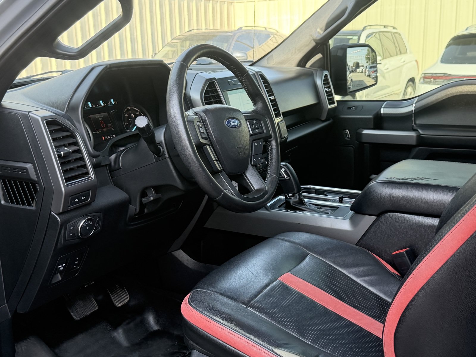 Used 2019 Ford F150 XLT w/ Equipment Group 302A Luxury AWD/4WD image 18