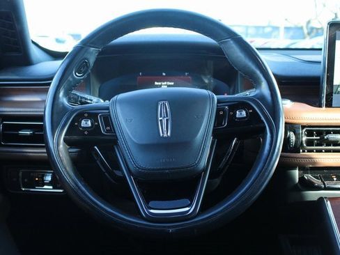 Used 2021 Lincoln Aviator Reserve w/ Elements Package Plus image 24