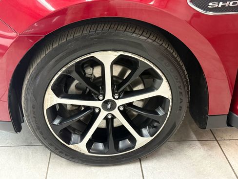 Used 2015 Ford Taurus SHO w/ Equipment Group 401A image 38