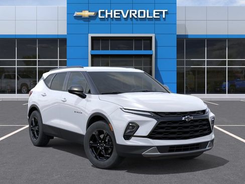 New 2026 Chevrolet Blazer LT w/ Convenience Package AWD/4WD image 7