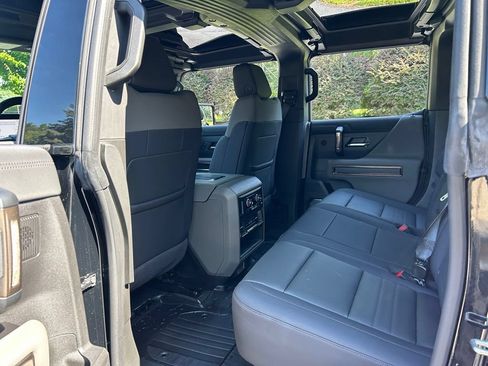 Used 2025 GMC Hummer EV 3X AWD/4WD image 48