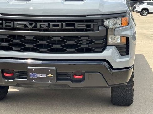 Used 2024 Chevrolet Silverado 1500 Custom Trail Boss w/ LPO, Dark Essentials Package AWD/4WD image 10