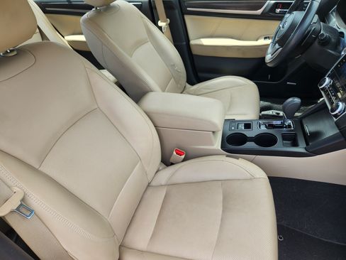 Used 2019 Subaru Legacy 2.5i Limited AWD/4WD image 10