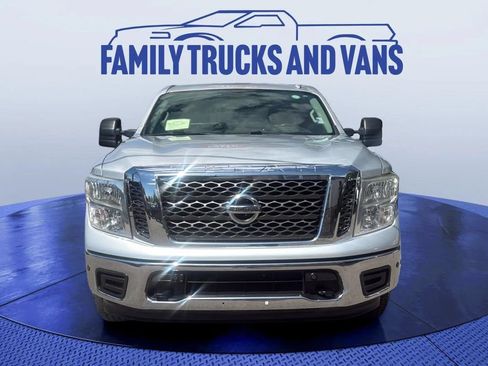 Used 2018 Nissan Titan SV w/ SV Utility Package AWD/4WD image 8