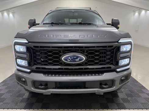 Used 2023 Ford F350 Lariat w/ Sport Appearance Package image 2