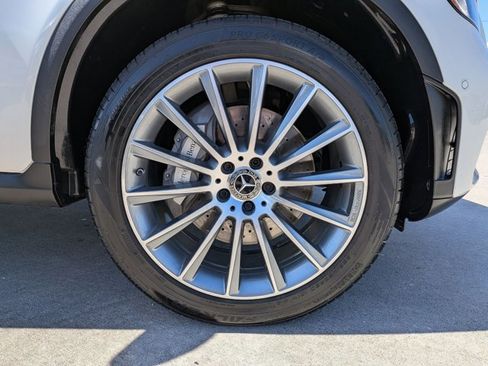 Used 2022 Mercedes-Benz GLC 300 GLC 300 image 23