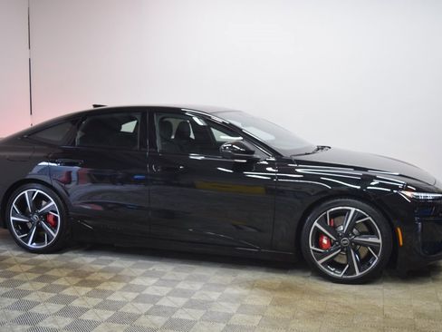 New 2025 Audi S6 e-tron Premium Plus image 2