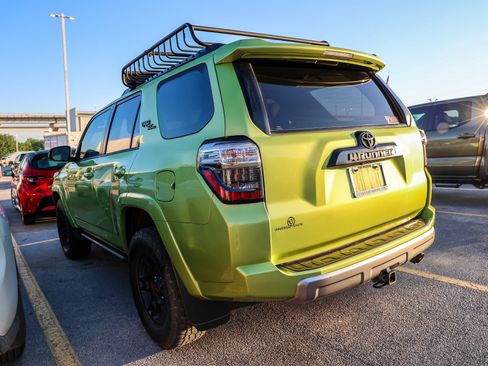 Used 2023 Toyota 4Runner TRD Off-Road Premium w/ Off Road Premium Plus Package AWD/4WD image 10