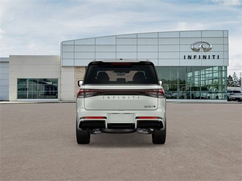 New 2026 INFINITI QX80 4WD image 2