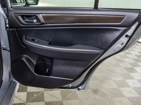 Used 2016 Subaru Legacy 2.5i Limited image 46