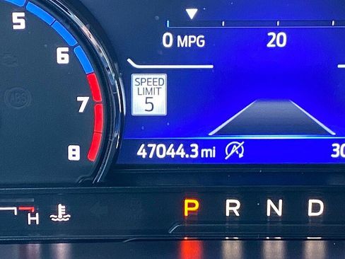 Certified 2024 Ford Bronco Sport Outer Banks w/ Tech Package image 11